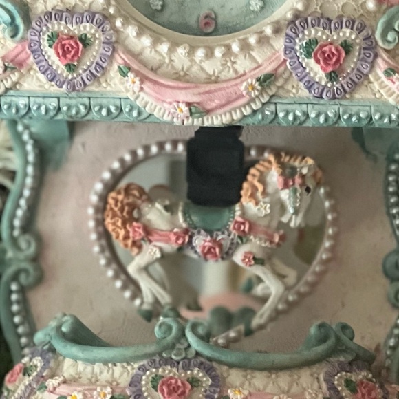 🩷 Rare Vintage Victorian Heart 
Carousel Horse - Picture 8 of 9